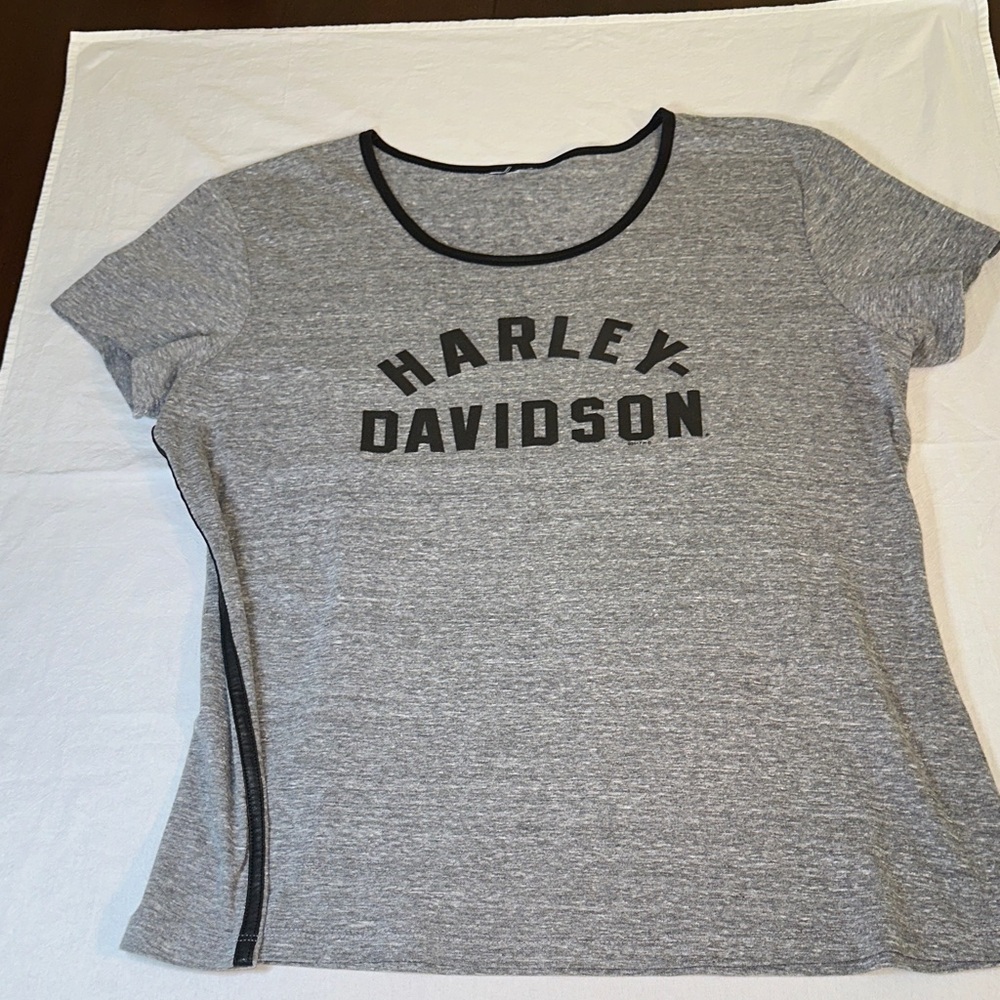 Harley-Davidson Heather Gray Tee with Black Leather Feel Accents Women's SZ L